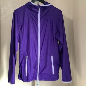 Columbia Women’s Packable Jacket Size Medium
